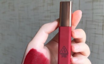 3ce泫雅鐵銹紅適合黃皮嗎 3ce immanence云朵唇釉試色