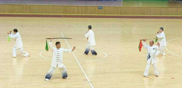 市太極拳協(xié)會(huì)舉辦2023年荊門市第六屆“生態(tài)運(yùn)動(dòng)杯”太極拳（