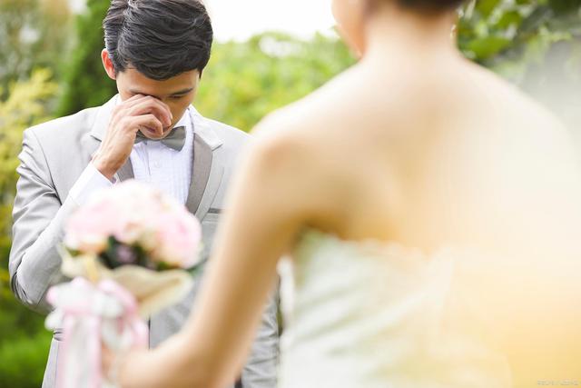如何在相親過程中保持冷靜，不被情緒左右？
